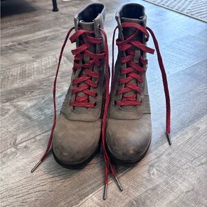 Sorel Charcoal Boots with Crimson Laces